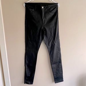H&M Black Coated Skinny Jeans, Size 29